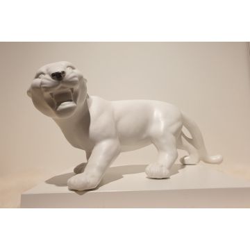 Panther black lurking 43x16cm matt white silver nose