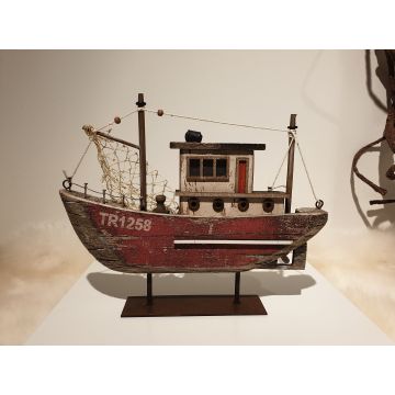 Marine decoration cutter ship with LED 26x20