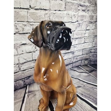 Deutsche Dogge sitzend ca.58 cm gelb