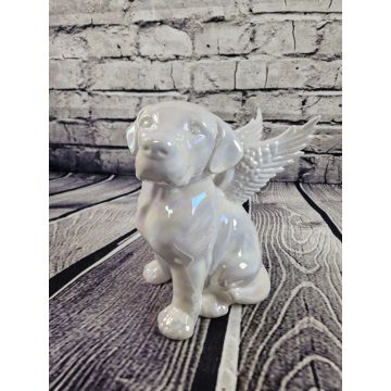 Labrador Retriever puppy sitting 28 cm white with wings with mother-of-pearl glaze