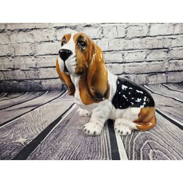 Basset Hound Porzellanfigur 42x37cm - auf Anfrage