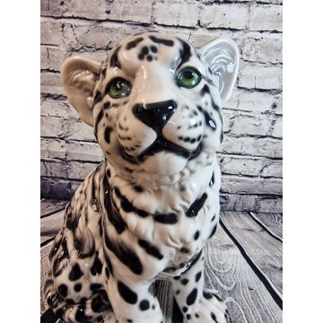 Nebel Panther Baby sitzend 41x32cm