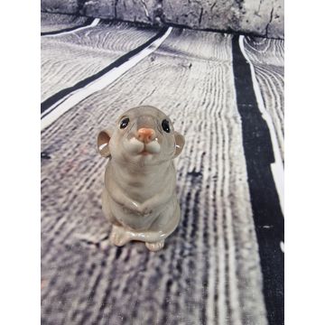 Souris des champs grise figurine en porcelaine 11cm