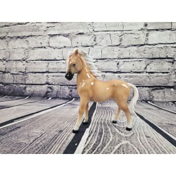 Pferd/Fohlen Porzellanfigur stehend beige ca 25cm