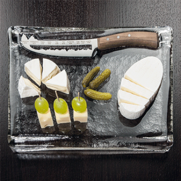 Cheese plate with knife "panorama knife" 315 x 245 x 35 mm, Glasi Hergiswil