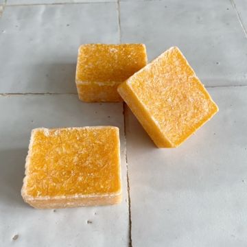 Vegan orange scented cubes