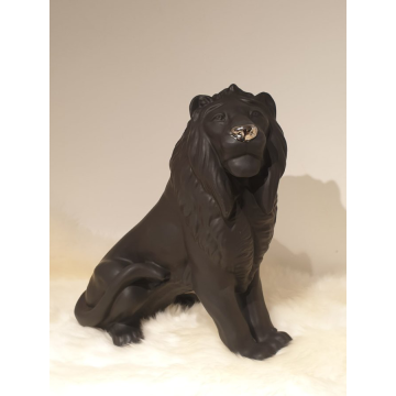 Lion assis 33x36cm noir mat / nez argenté