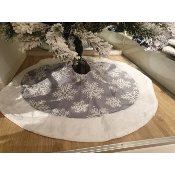 Christmas tree rug white 90cm