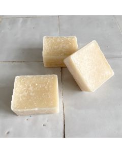 Vegan vanilla scented cubes